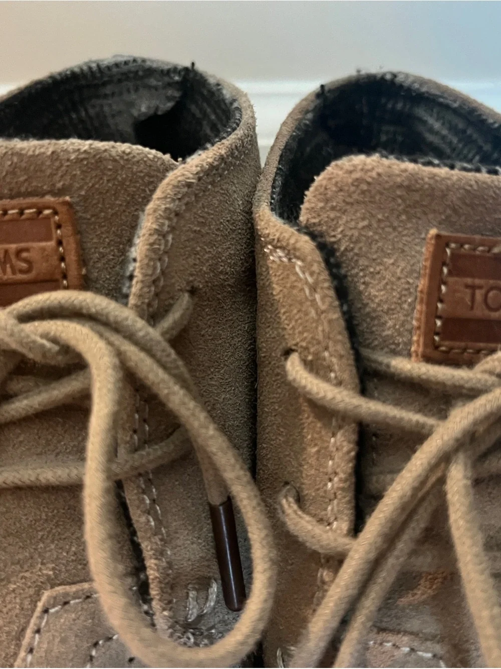 Toms Women’s Tan Suede Chukka Lace-Up Boots